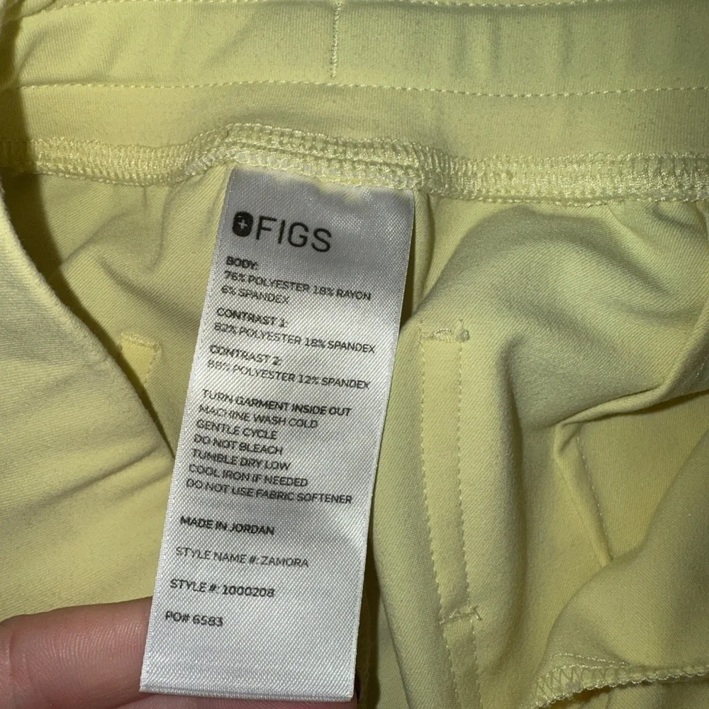 Figs Sunlight Scrub Set Medium - Picture 4 of 4